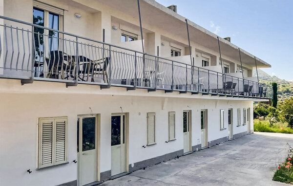 Apartament - Ricadi , Wlochy - IKK319 2