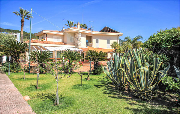 Vakantiehuis - Nocera Terinese , Italië - IKK473 81