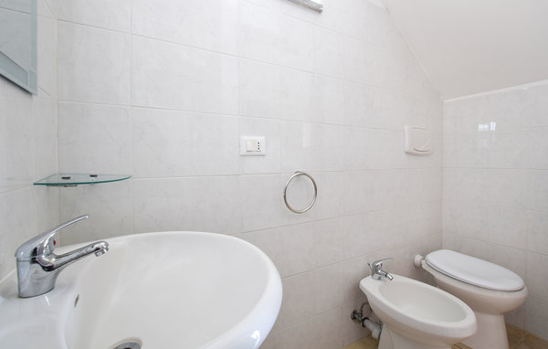 Ferienwohnung - Isca Marina , Italien - IKK677 701