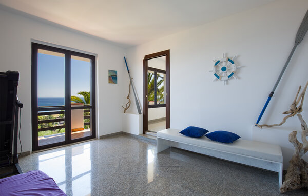 Holiday Home - Brancaleone , Italy - IKK700 803