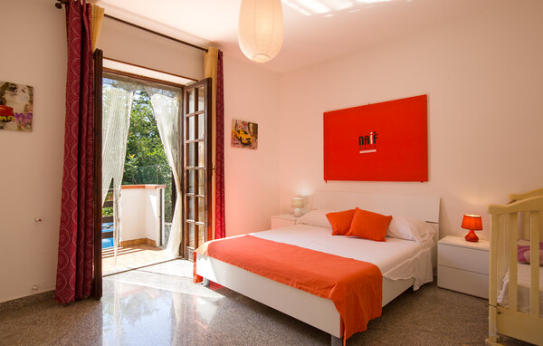 Holiday Home - Brancaleone , Italy - IKK700 602