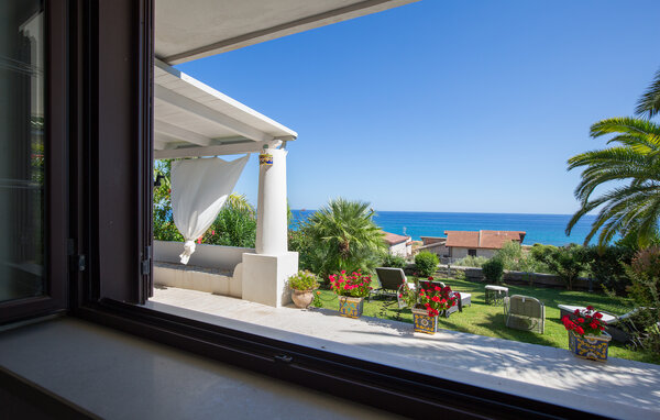 Holiday Home - Brancaleone , Italy - IKK700 202