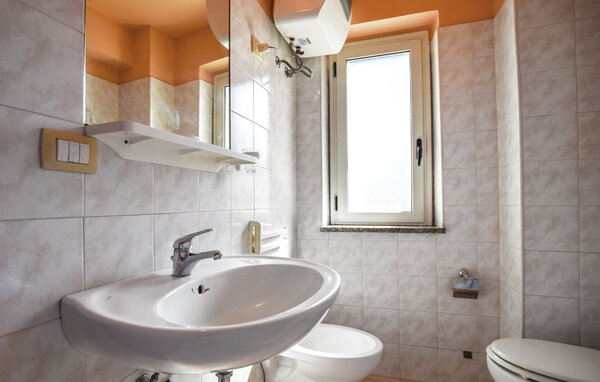 Apartamento - Portigliola , Italia - IKK711 702