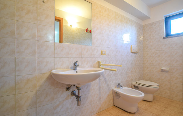 Appartement - Portigliola , Italie - IKK713 701