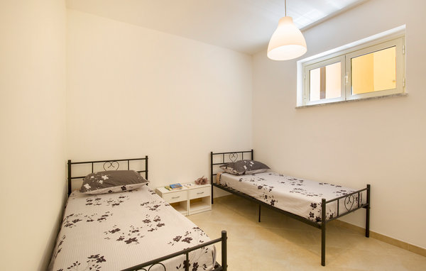 Apartment - Caulonia Marina , Italy - IKK716 604