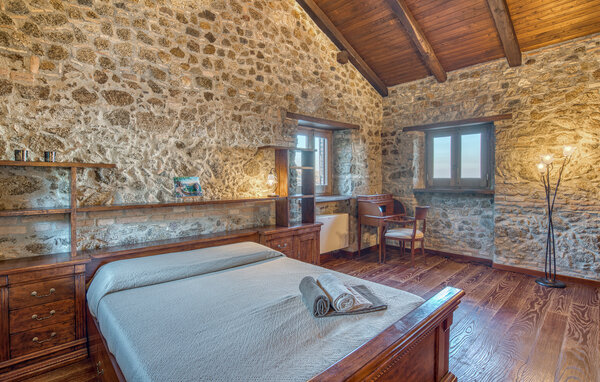 Casa de vacaciones - Montepaone , Italia - IKK949 601