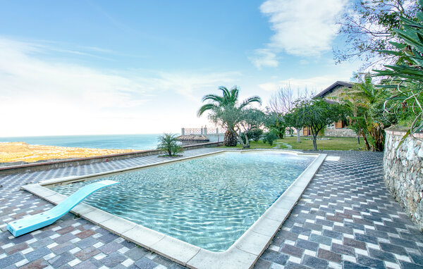 Casa vacanze - Montepaone , Italia - IKK949 1
