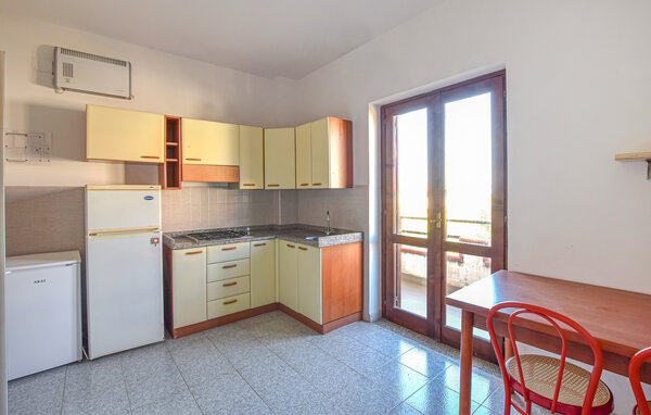 Appartamento - Briatico , Italia - IKK975 402