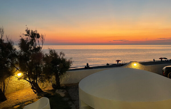 Semesterhus - Gizzeria Lido , Italien - IKK978 9