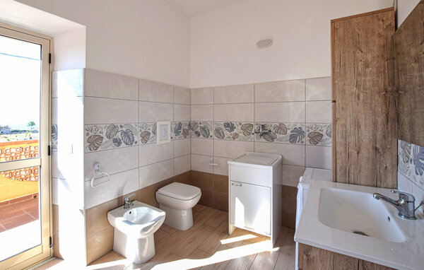 Apartament - Ricadi , Wlochy - IKK987 701