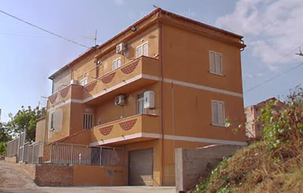 Apartament - Ricadi , Wlochy - IKK987 1