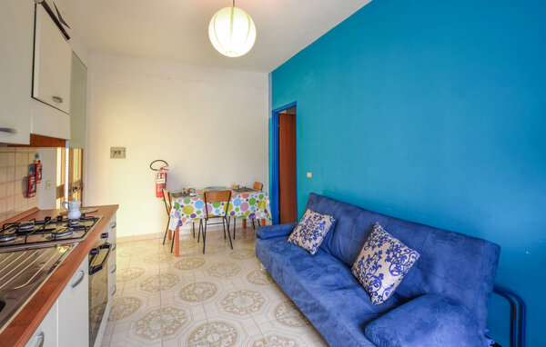 Apartamento - Ferruzzano , Italia - IKK990 3