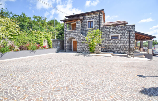 Domy wakacyjne - Caiazzo , Wlochy - IKL002 83