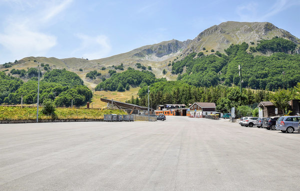 Apartament - San Massimo , Wlochy - IKL130 901