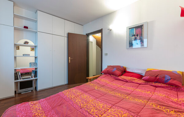Apartament - San Massimo , Wlochy - IKL130 601