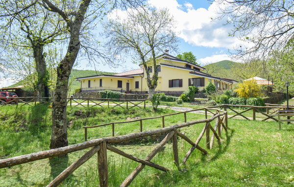 Apartamento - Roccamonfina , Italia - IKL144 81