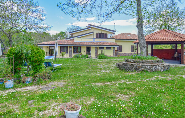 Apartamento - Roccamonfina , Italia - IKL144 103