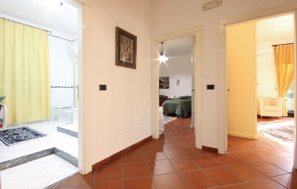Feriehus - Pozzuoli , Italia - IKS003 604