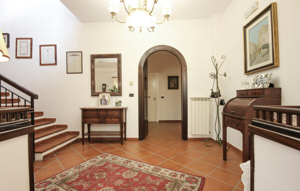 Feriehus - Pozzuoli , Italia - IKS003 501