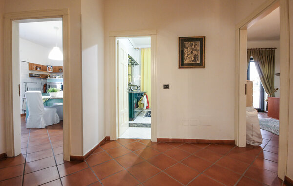 Feriehus - Pozzuoli , Italia - IKS003 502
