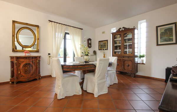 Feriehus - Pozzuoli , Italia - IKS003 303