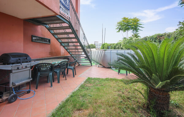 Feriehus - Pozzuoli , Italia - IKS003 101