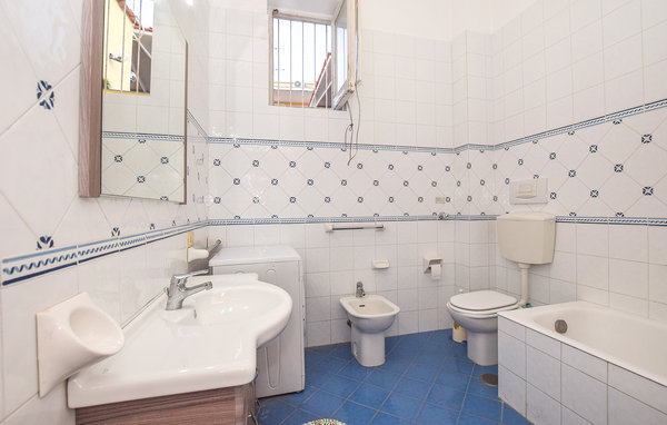Domy wakacyjne - Ischia , Wlochy - IKS222 701