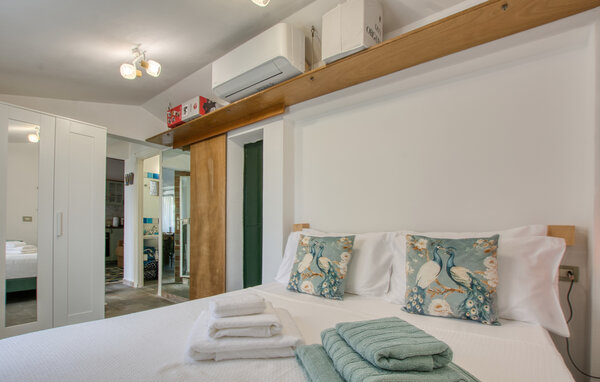 Holiday Home - Genova , Italy - ILG100 602