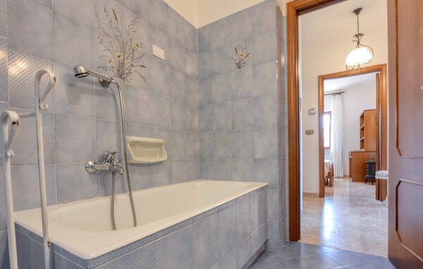 Feriehus - Castiglione Chiavarese , Italia - ILL480 702