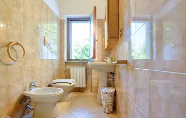 Feriehus - Castiglione Chiavarese , Italia - ILL480 703