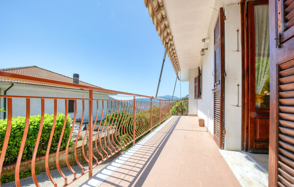 Feriehus - Castiglione Chiavarese , Italia - ILL480 102