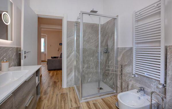 Apartamento - Rapallo , Italia - ILL493 702