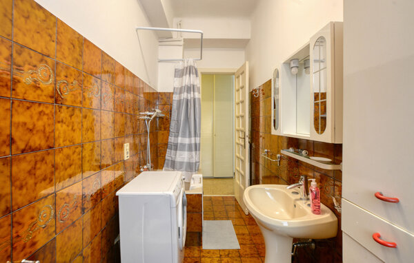 Apartment - Recco , Italy - ILL496 701