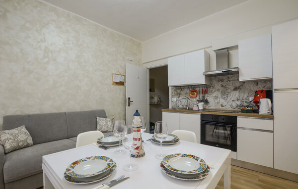 Apartamento - La Spezia , Italia - ILL723 401