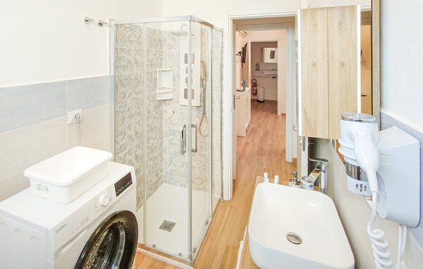 Apartment - La Spezia , Italy - ILL728 702