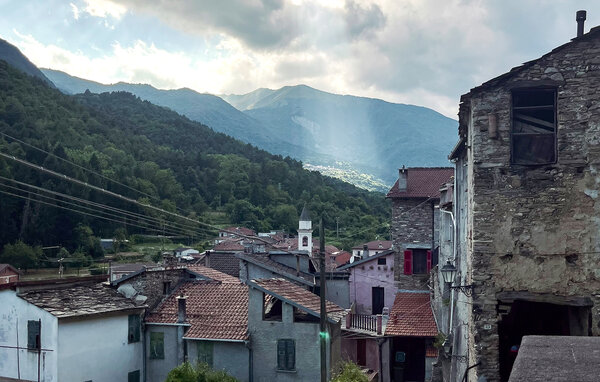 Domy wakacyjne - Pieve di Teco , Wlochy - ILP270 808