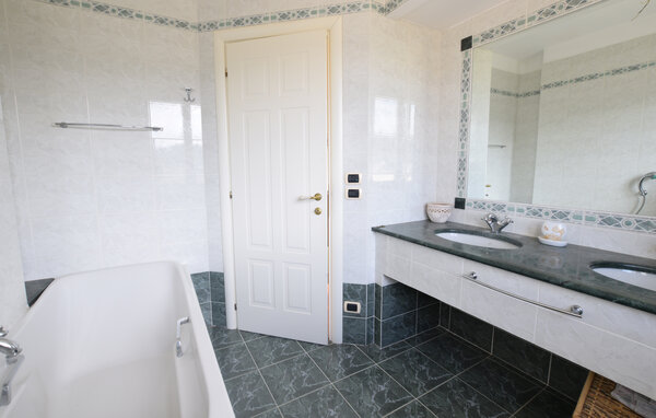 Ferienhaus - Vallecrosia , Italien - ILP307 701