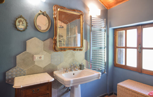 Holiday Home - Pieve di Teco , Italy - ILP323 702