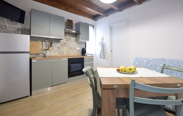 Apartment - Santo Stefano di Magra , Italy - ILT088 401