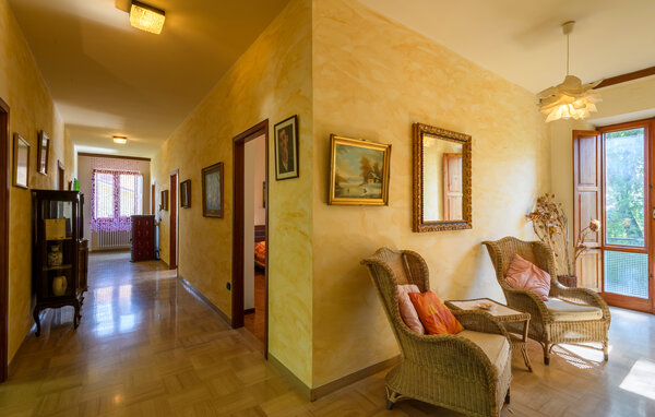 Appartamento - Montefelcino , Italia - IMK015 501