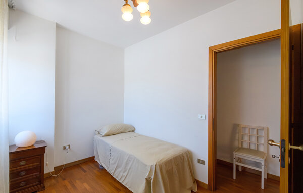 Apartment - Pesaro , Italy - IMK040 603