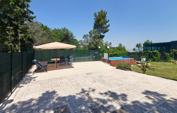 Domy wakacyjne - Cingoli , Wlochy - IMM039 12