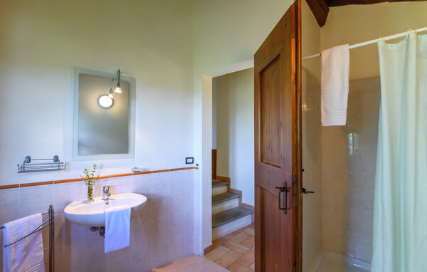 Appartement - Sant'Angelo in Vado , Italië - IMM044 702