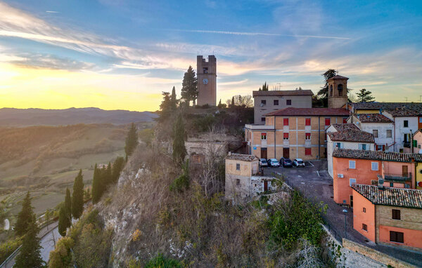 Appartamento - Peglio , Italia - IMM049 803