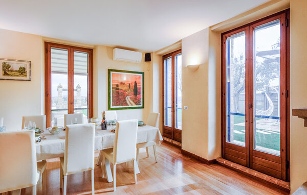 Feriehus - Macerata , Italia - IMM051 304