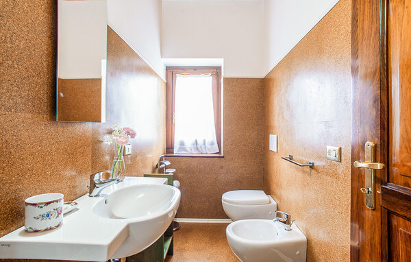 Casa vacanze - Comunanza , Italia - IMM055 702