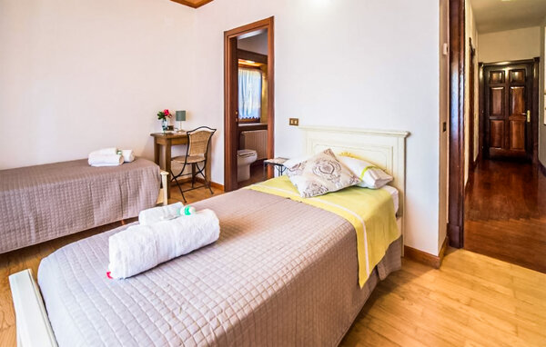Casa vacanze - Comunanza , Italia - IMM055 612