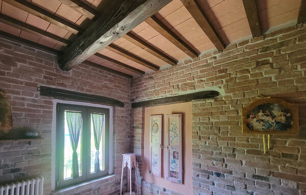 Domy wakacyjne - Sarnano , Wlochy - IMM060 603