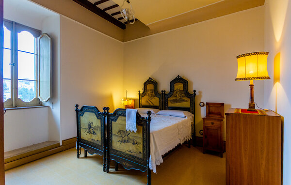 Domy wakacyjne - SARNANO , Wlochy - IMM061 6