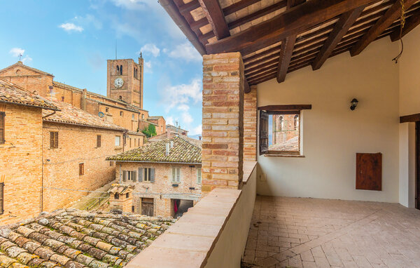 Domy wakacyjne - SARNANO , Wlochy - IMM061 101